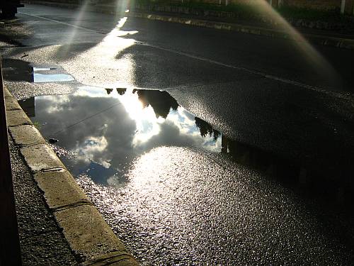 https://lamifidel.files.wordpress.com/2011/09/sun-rays-after-rain.jpg